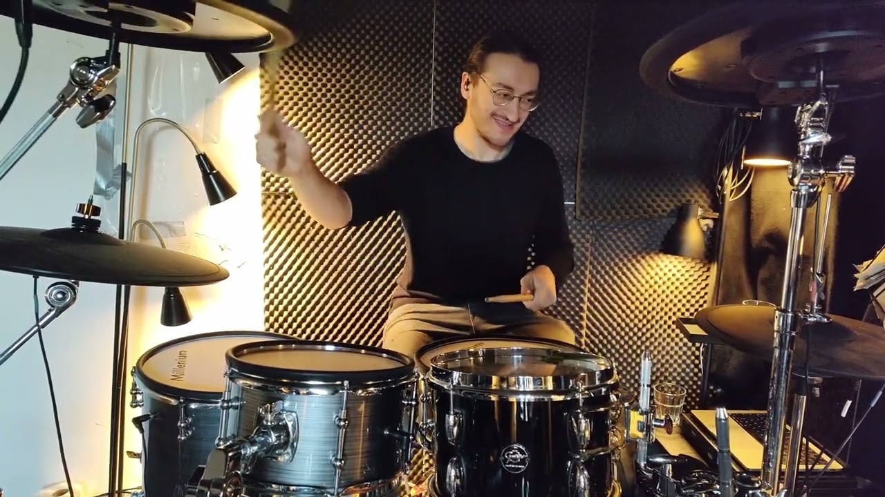 Improvisational Drum Solo - Playing at 120 bpm