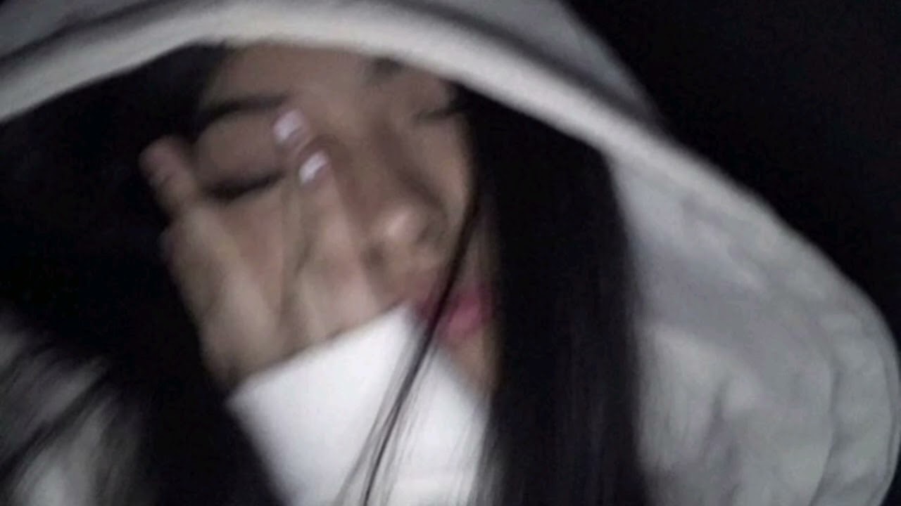 No Worries - Mia ( Prod. By Skeere)