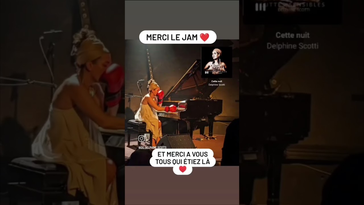 R&eacute;trospective des performances seule-en-sc&egrave;ne piano voix et vid&eacute;o  #chanson #piano #concert #live