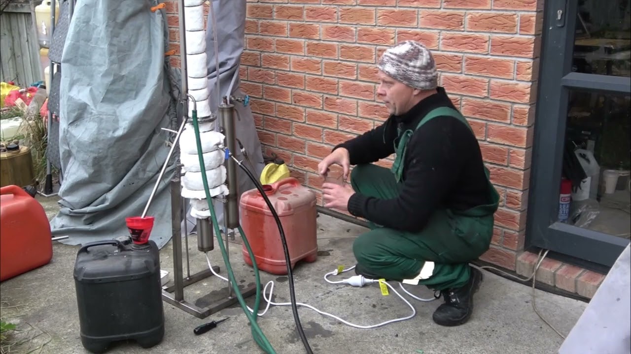 &bdquo;Gorivo se ne gubi&ldquo; &ndash; Fuel Separation Machine in Action (Narrated in Interslavic)