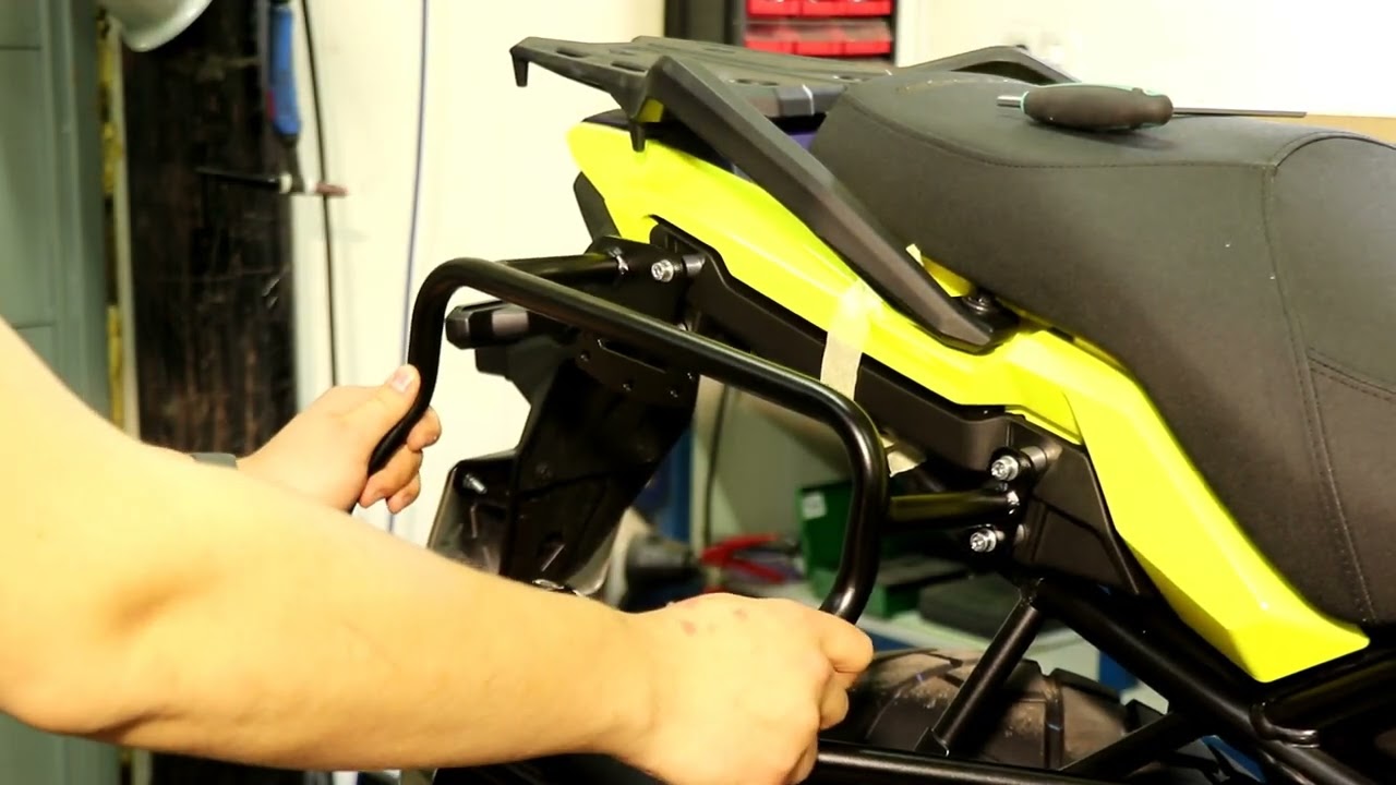 SUZUKI 800DE - BUMOT pannier racks installation instructions