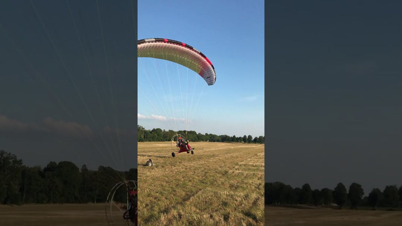 Very slow lowpass Flying paramotore Trike PPGG Touch & GO in 2023