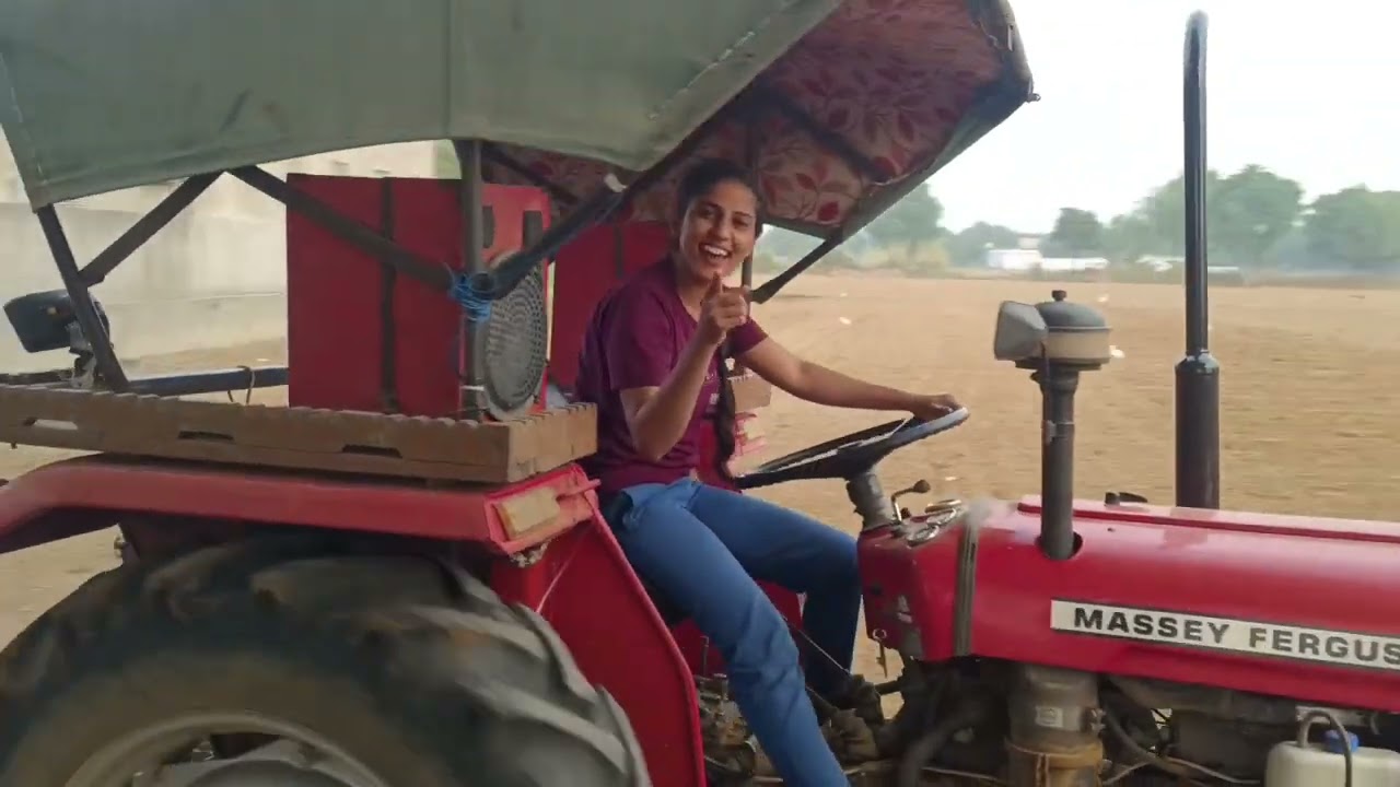 घर पर ट्रैक्टर चलाया पहली बार में ही जोत से शुरू किया😂😂😂 |lalita meena deshi girl😍 | tractor driver😂