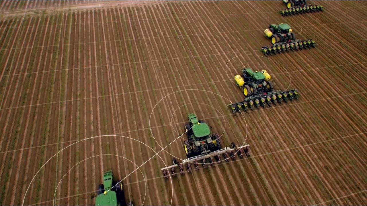 Cutting-Edge Technologies Help Farmers Be More Efficient and Sustainable | John Deere Precision Ag