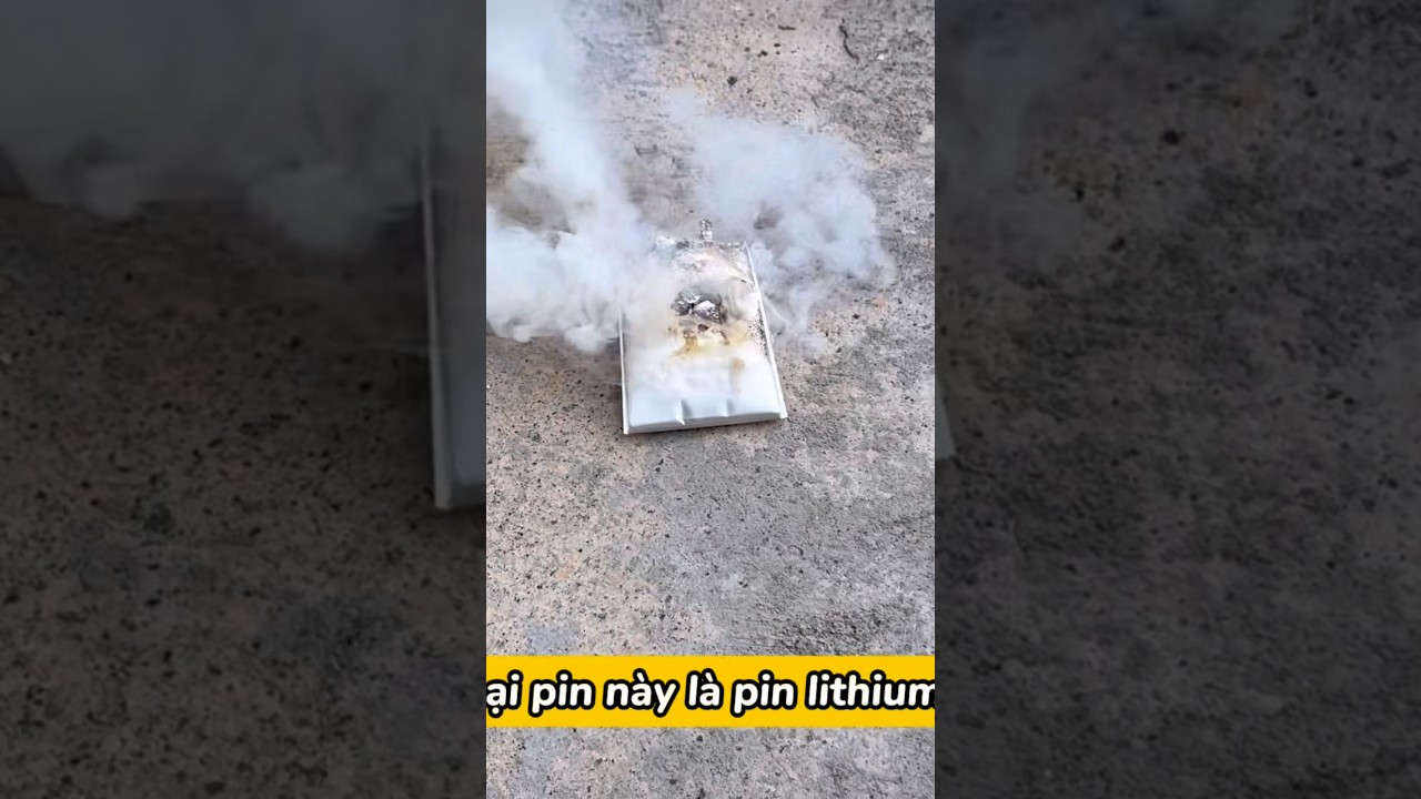 Test Pin Chống Ch&aacute;y 3 Loại Pin Phổ Th&ocirc;ng Hiện Nay Lithium -LFP -SSB Bất Ngờ