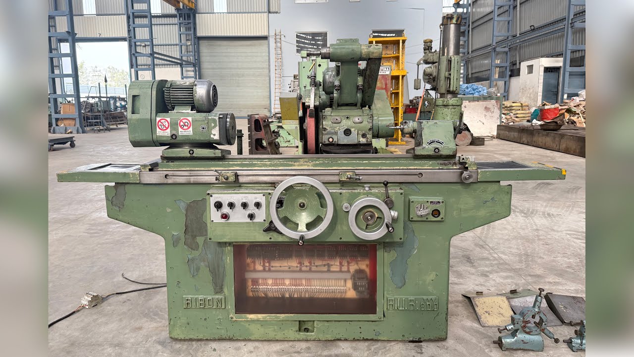 Ribon (Italy) Universal Cylindrical Grinding Machine - 800 mm Length of Job