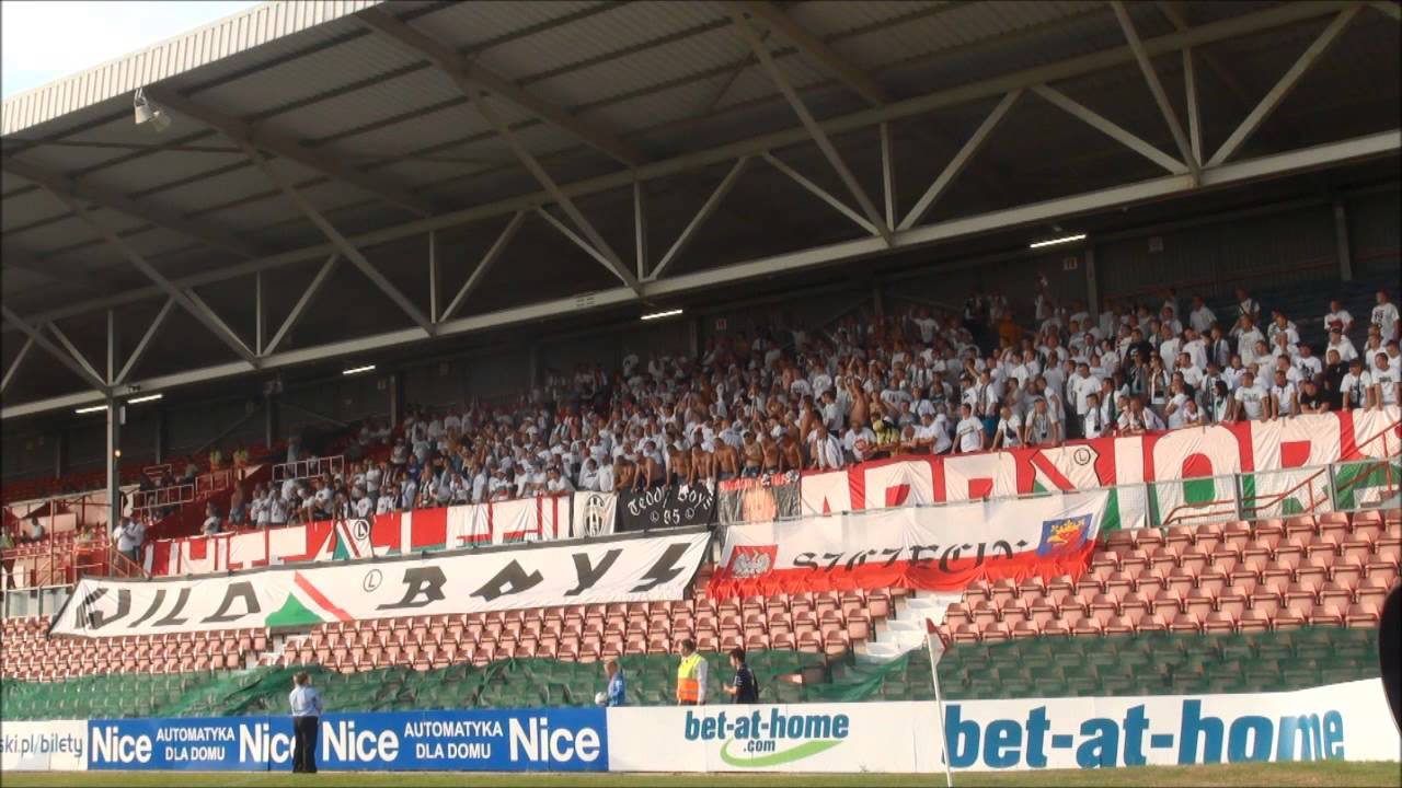 Doping kibiców Legii na meczu z The New Saints