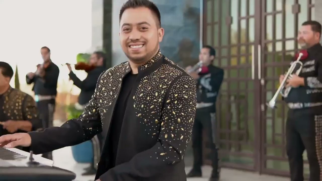 Popurrí Huapangos Vol 2. (Besame Morenita / La Madrugada) Video Oficial