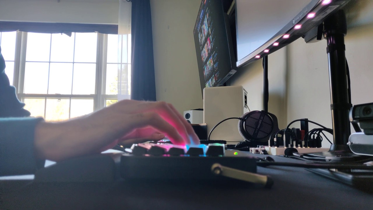 Ergodox EZ Glow Kalih Speed Copper Sound Test