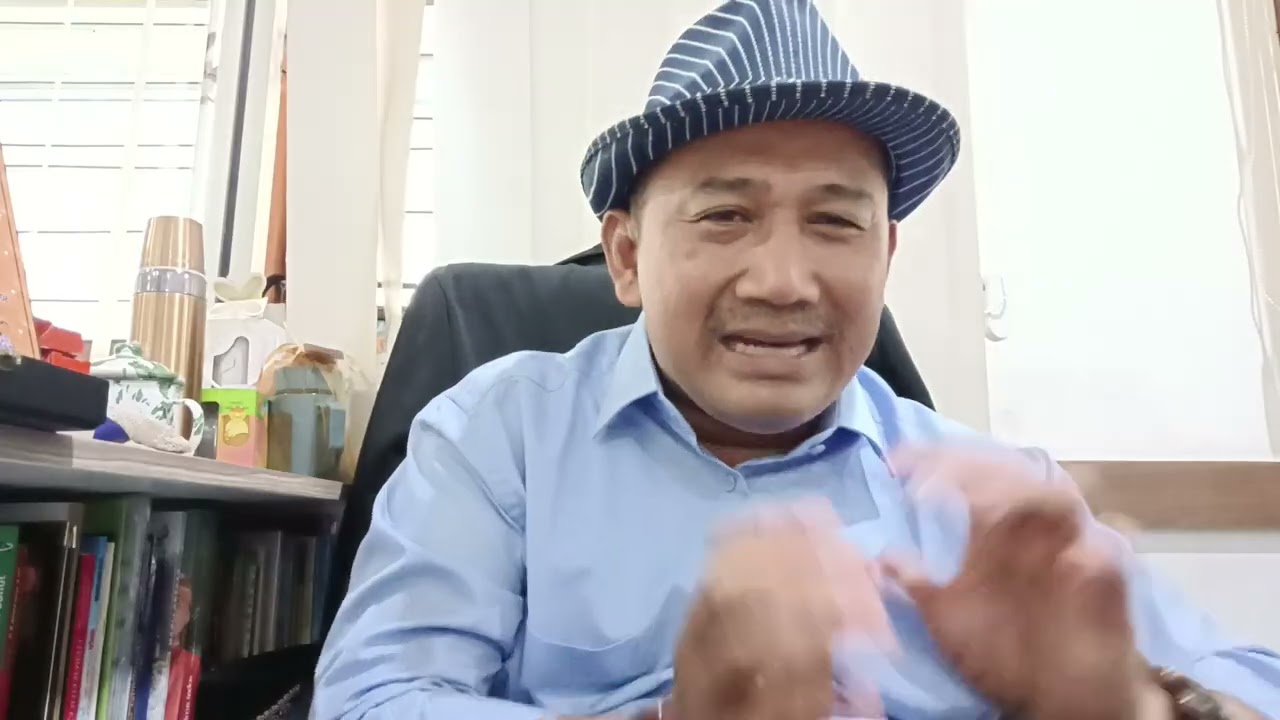 JADILAH PUSTAKAWAN ABAD XXI YANG DIRINDUKAN#M ROHMADI#ARFUZH RATULISA