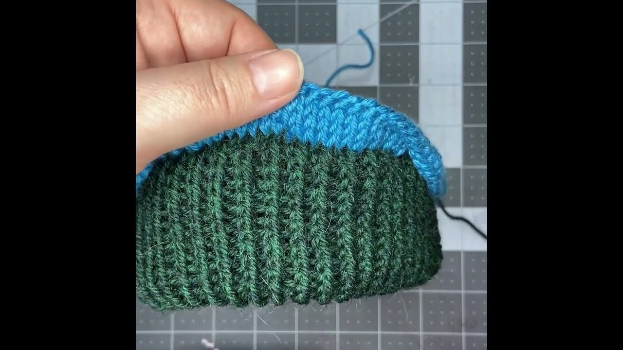 Knitting a very stretchy double-layer hat brim with no cast-on edge