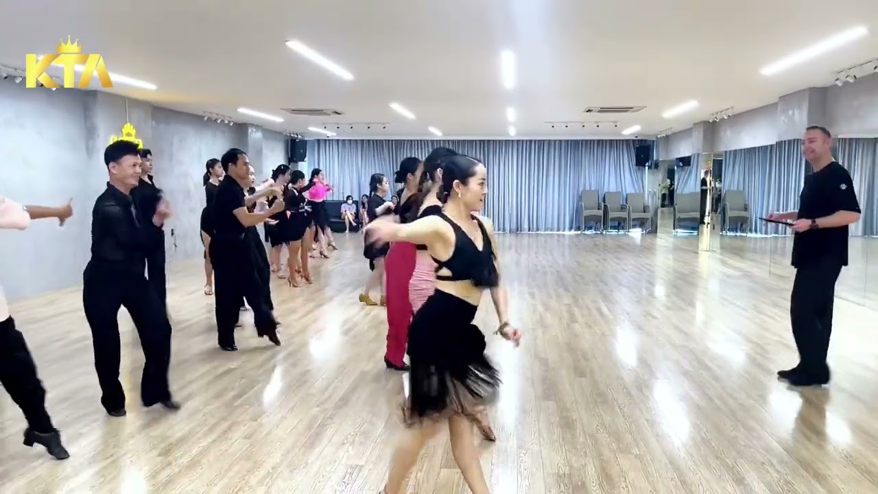 LỚP DANCESPORT NÂNG CAO KTA TẬP HUẤN VỚI CHUYÊN GIA