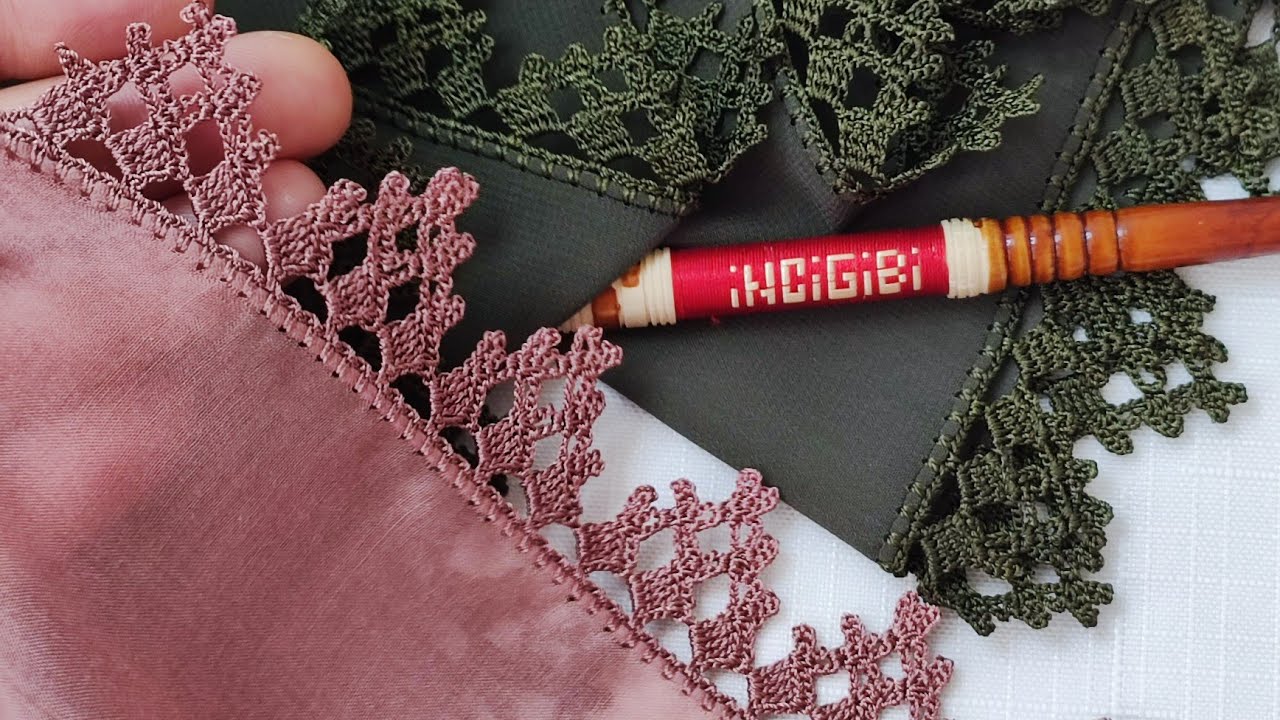 Daha yakın çekim ile mevlid örtüsü (