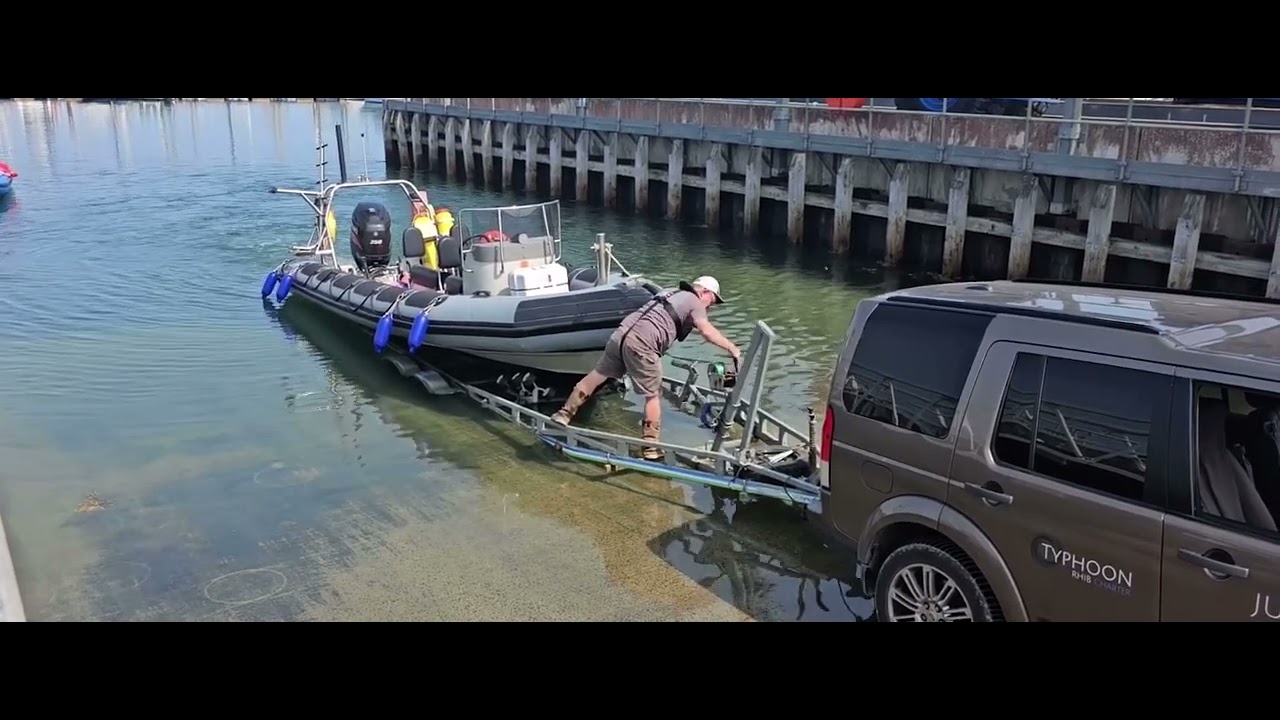 Recovery of a Dive RHIB on to the trailer