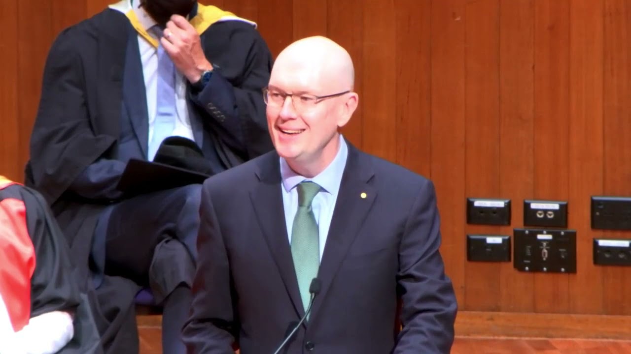 Dr Michael Fullilove delivers keynote address at UNSW Law & Justice Graduation Ceremony
