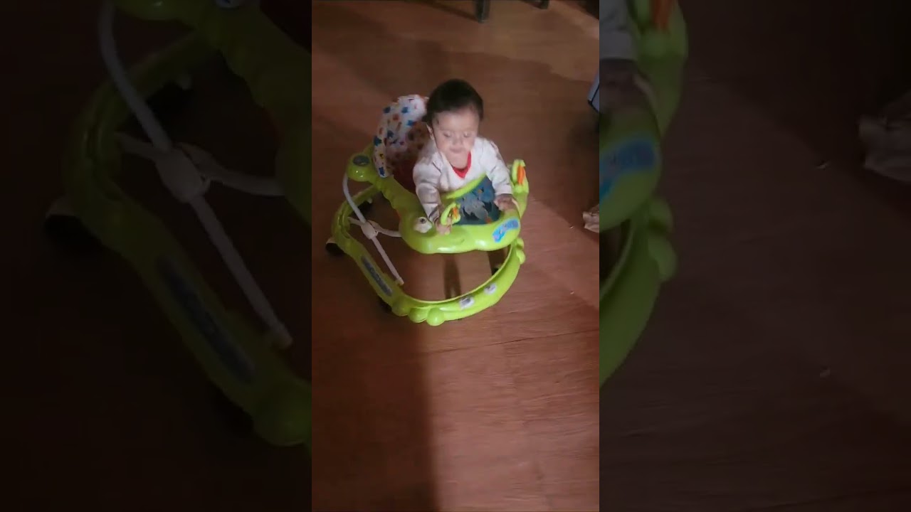 #trending #babygirl #funnyshorts #walker #viral #babyactivities #cuteness #cutiepie