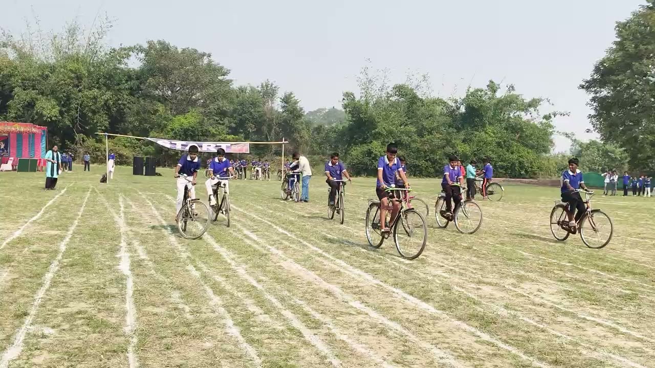 Slow cycle Race 
