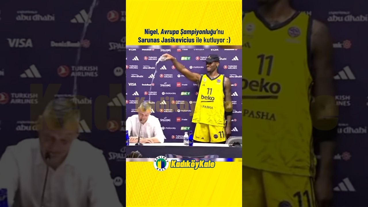 Nigel Sarunas Jasikevicius Su ıslatıyor d&ouml;kt&uuml; Şampiyon kutladı Fenerbah&ccedil;e Beko euroleague champion