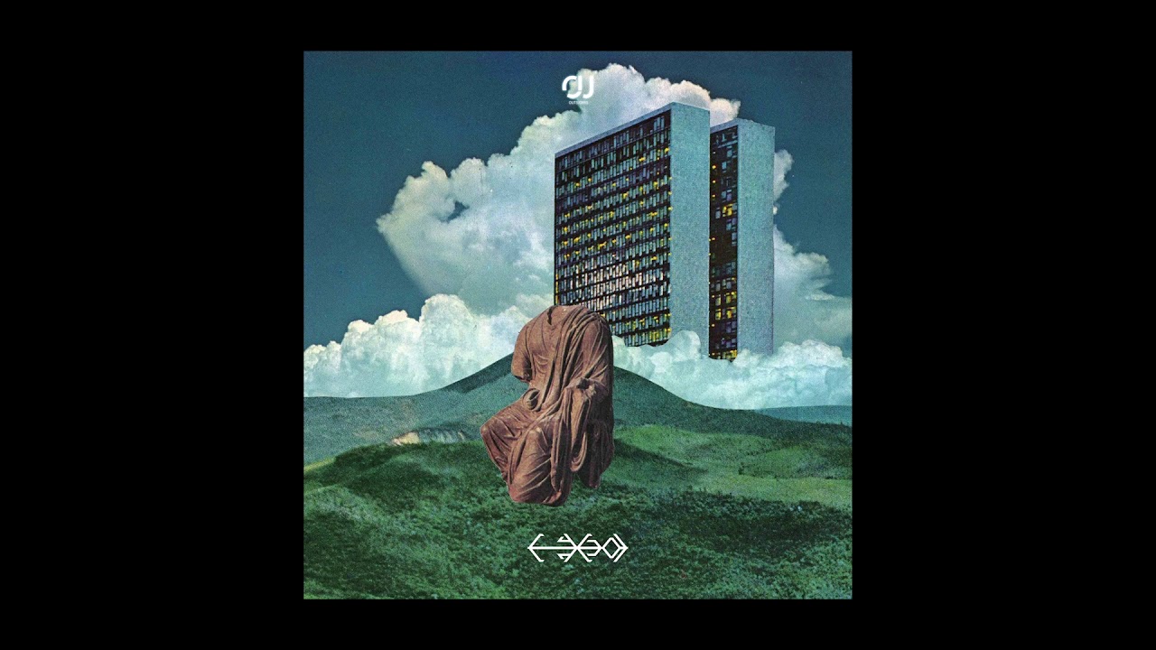 C Y G N - Signs
