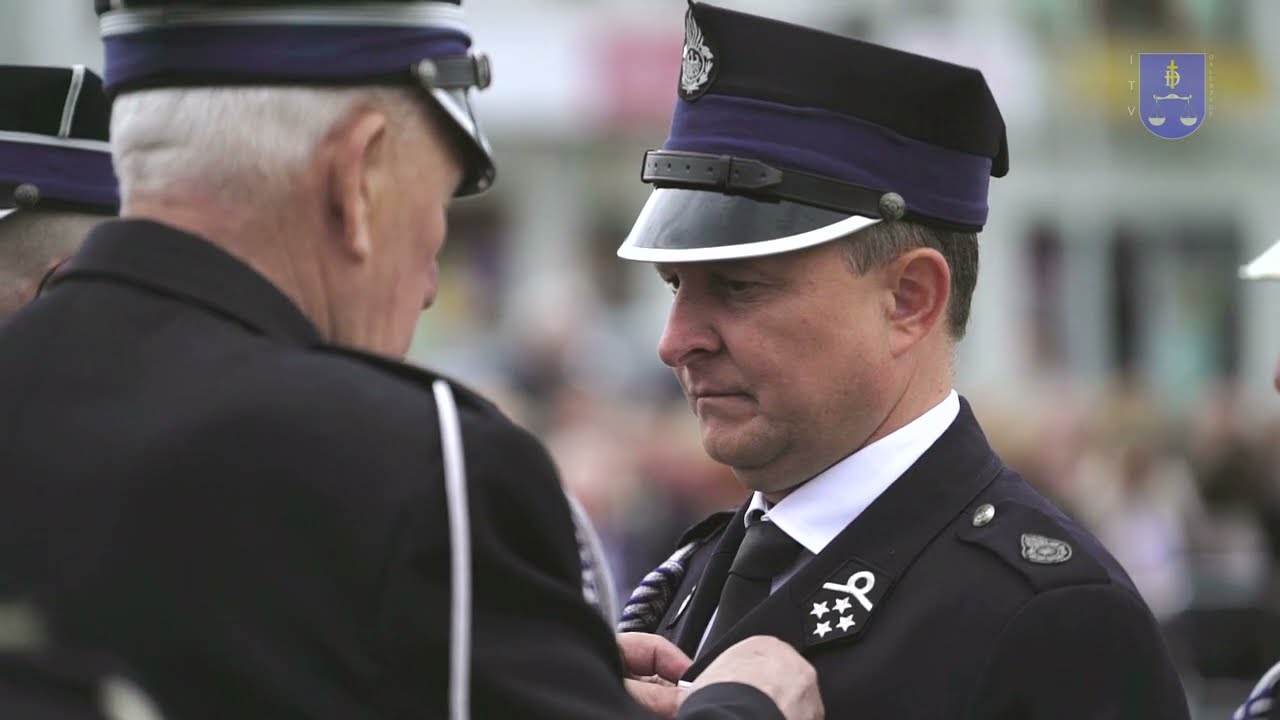 Druhowie OSP Daleszyce świętowali 110-lecie. Przekazano nowy sztandar i wręczono odznaczenia