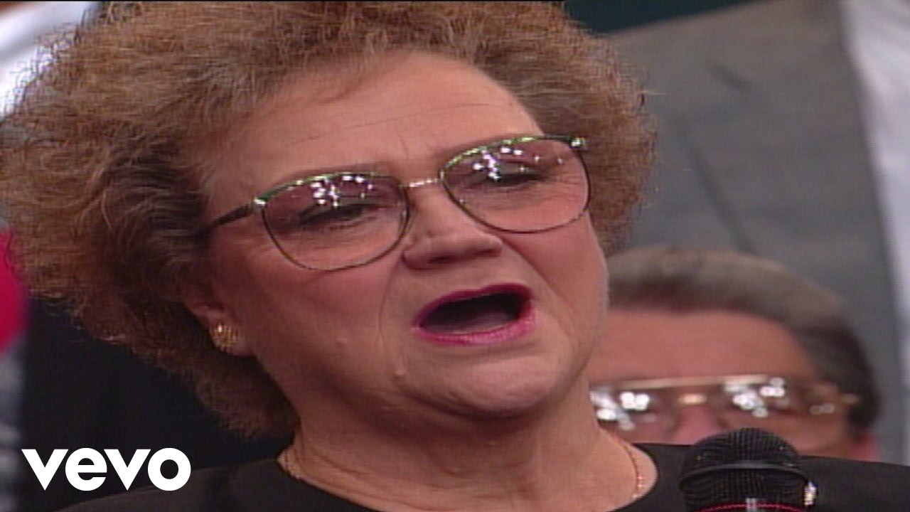 Bill & Gloria Gaither - God On the Mountain [Live] ft. Lily Weatherford
