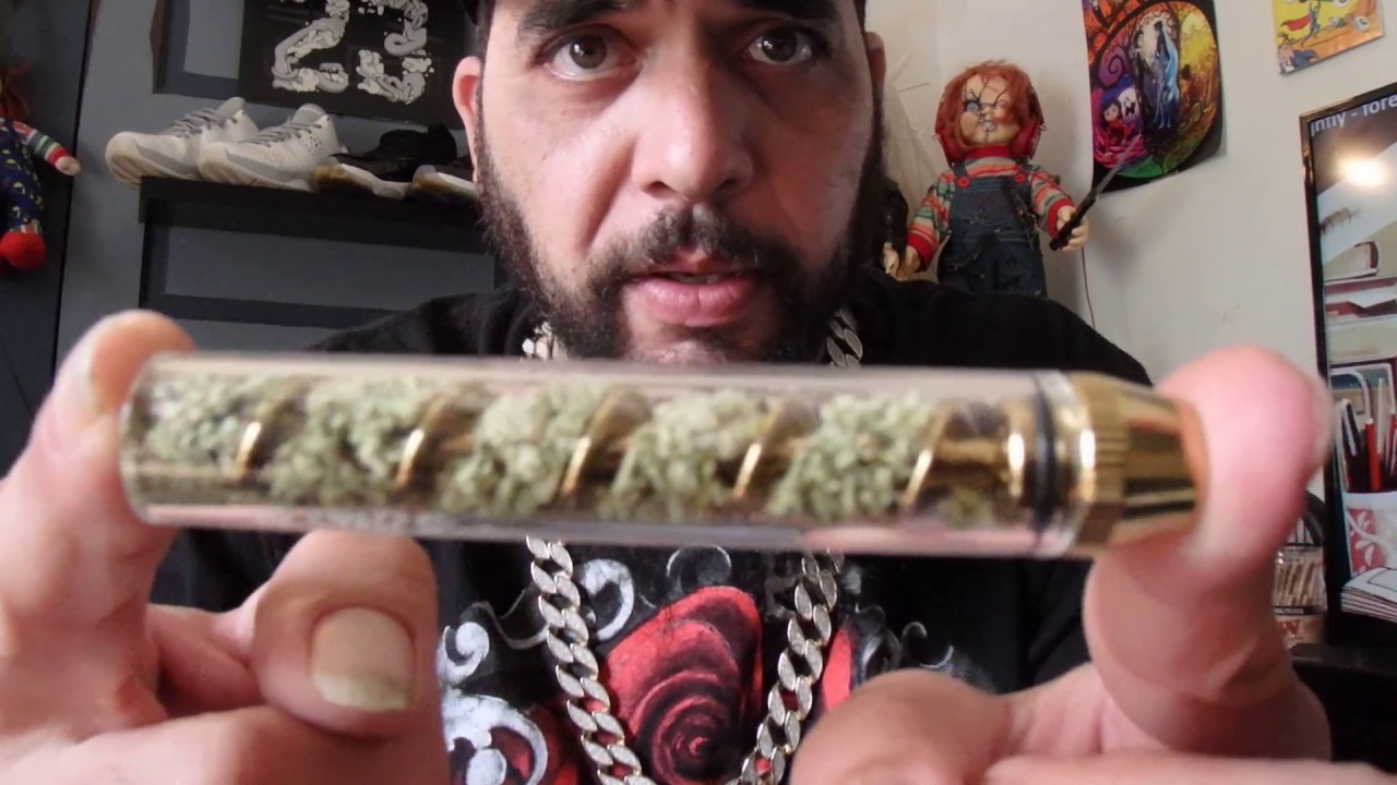 Twisty Glass blunt review (so good!)