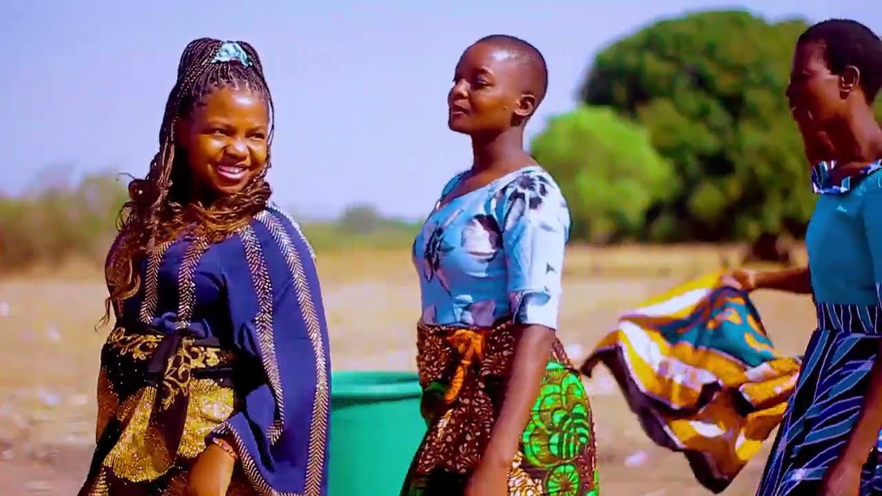 Luhaga Mabala - Wachapa Kazi Official Video Full HD