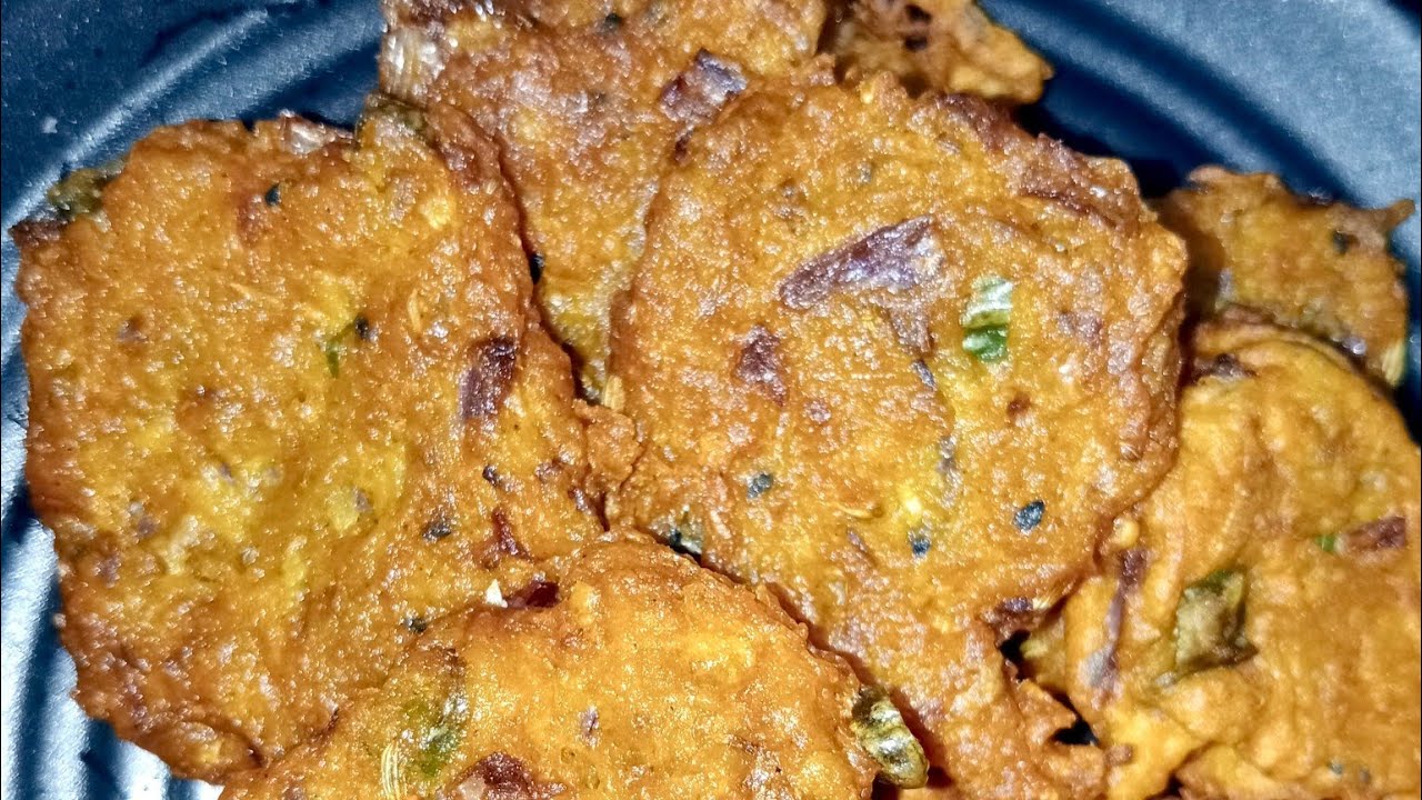 আলু দিয়ে মজাদার একটা রেসিপি/ alur piyaji / alu diye piyaji recipe 😋🥰/ Ramadan special alur pakora 🤗