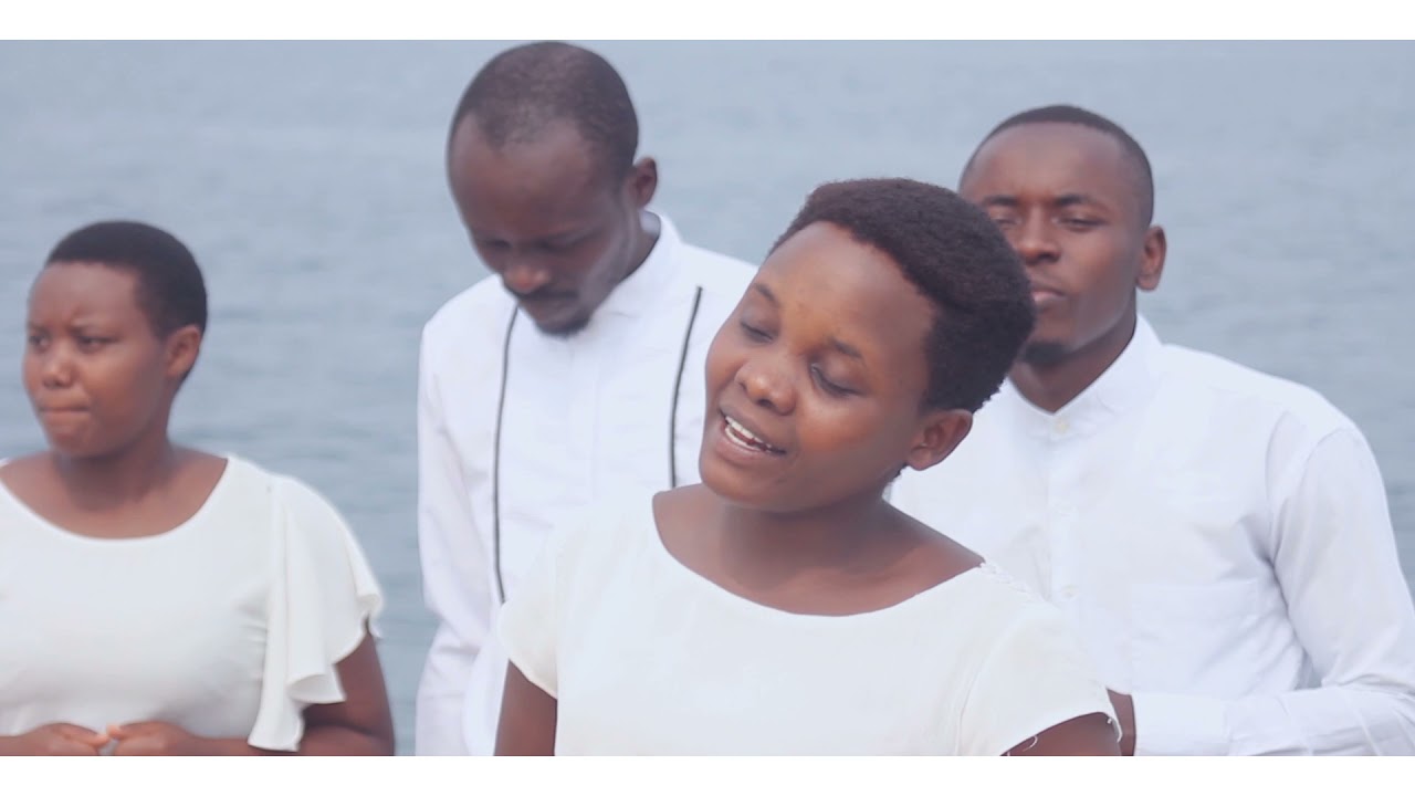 Njia ya mbinguni - choir (Ijwi rya mpwemu yera)