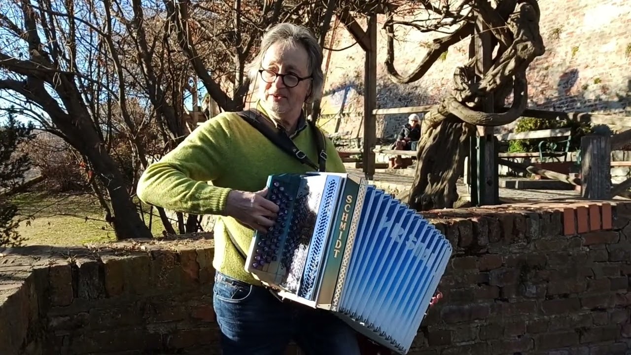 OlmHERZ Wann i durch geh durch's T&aring;l &copy; OlmHERZ