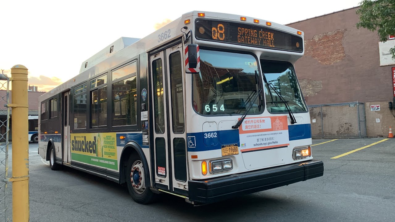 Jamaica-165th St Terminal Bus Action Featuring @busforcegod @transitrailroadfirefsq2001 & @NeilQVLGA6455