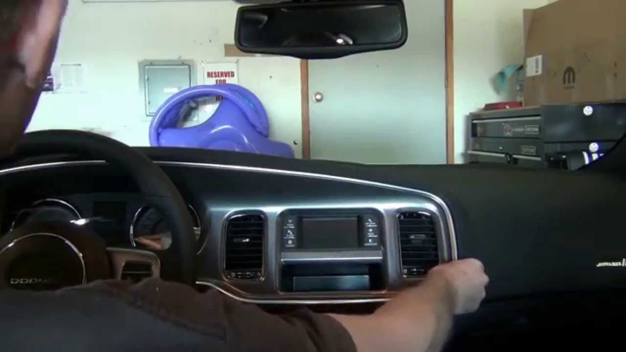 2013 Dodge Charger SRT8 Superbee: Episode 12 Vlog: RB5 8.4N Radio Upgrade
