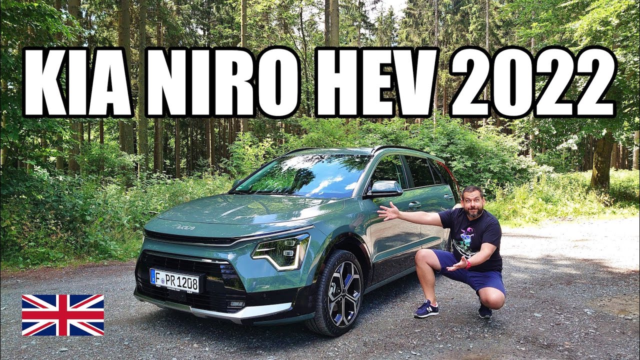 KIA Niro HEV 2022 - Korean C-HR (ENG) - Test Drive and Review