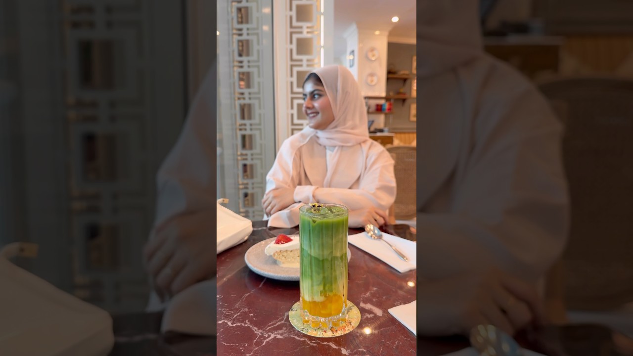 We also tried the viral alia bhatt&rsquo;s milk cake🍰🫧 #letocaffe#dubaimall #shortvideo #vita