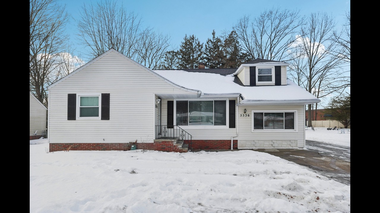 5536 Mackenzie Rd., North Olmsted