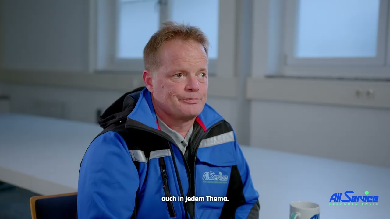 Bei der Sch&auml;dlingsbek&auml;mpfung der All Service Geb&auml;udedienste arbeiten