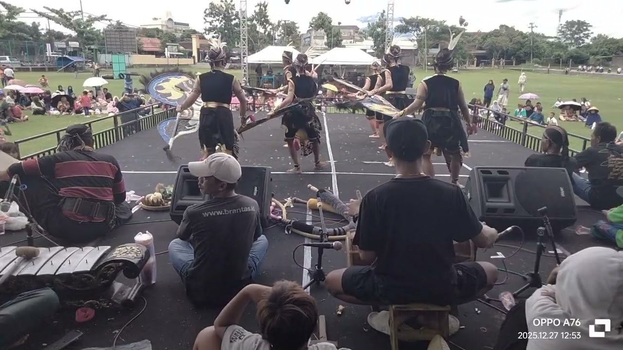 Jatilan guntur Geni jamusan