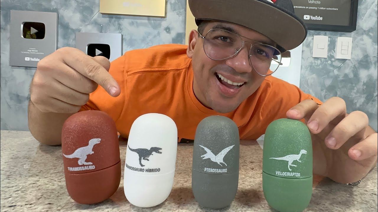 ABRINDO CÁPSULAS MISTERIOSAS DE DINOSSAUROS!
