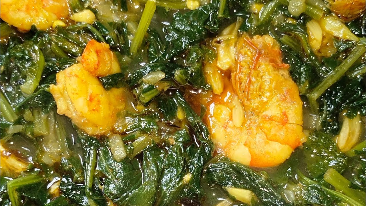 চিংড়ি মাছ দিয়ে মুলা শাকের ঝোল🤤