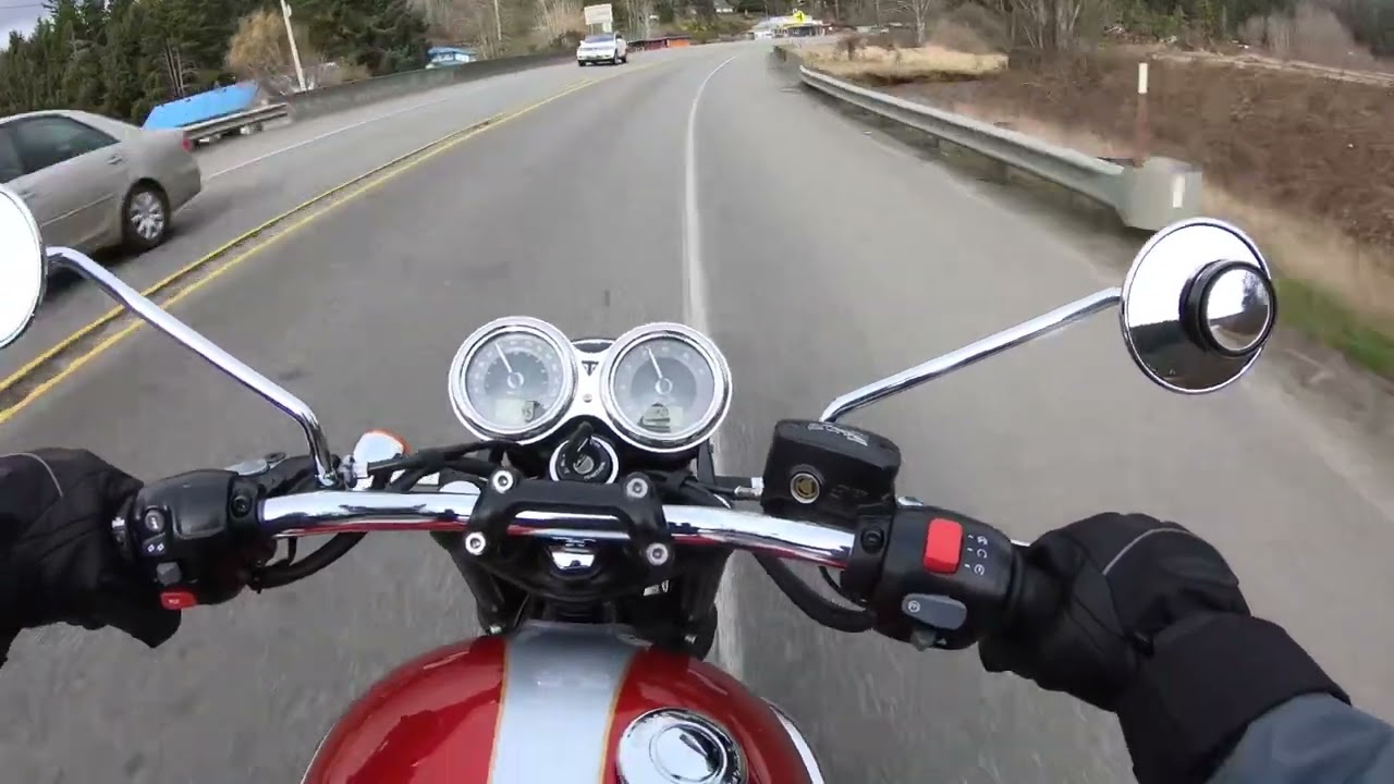 Rainy Road Trip on the Triumph Bonneville T120