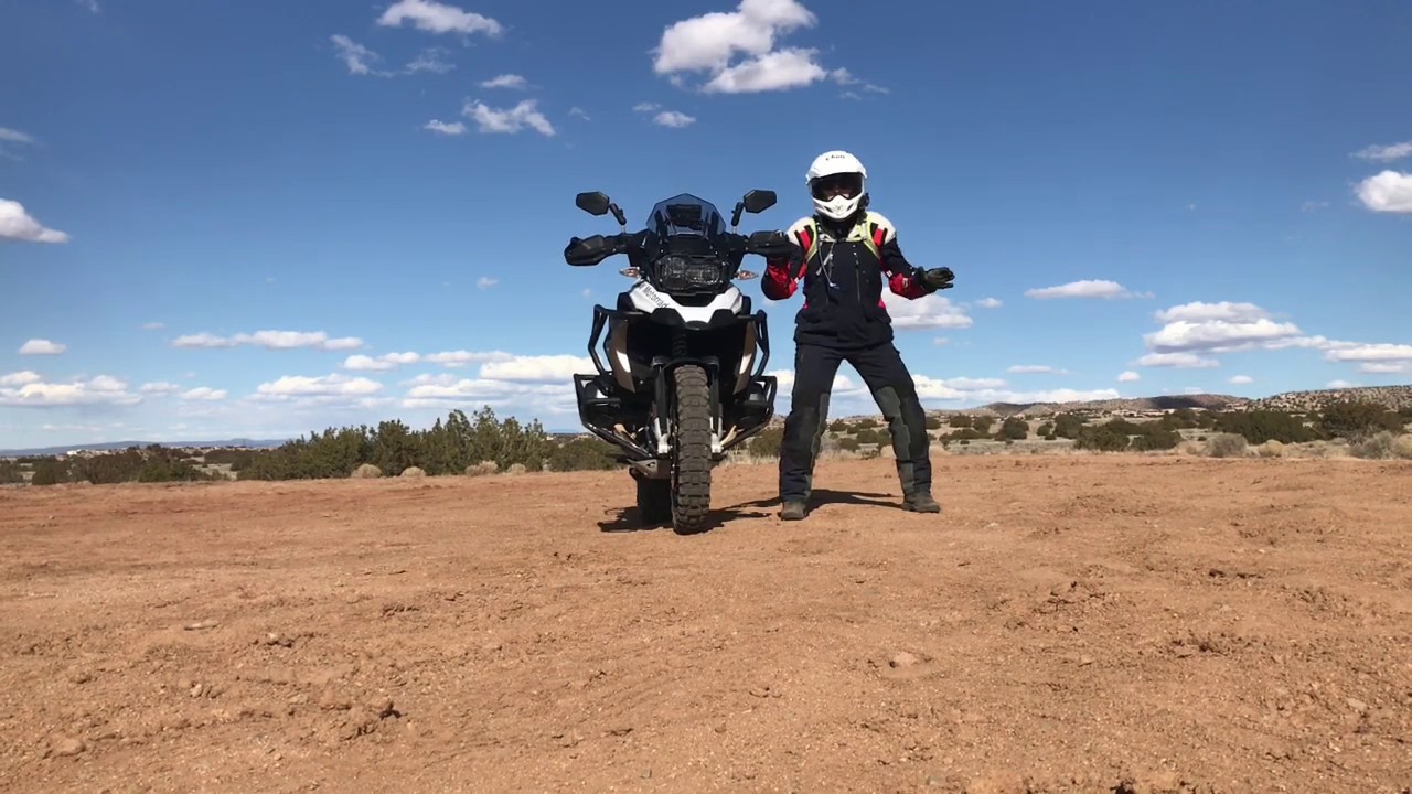 Mounting & Dismounting for Big Bikes