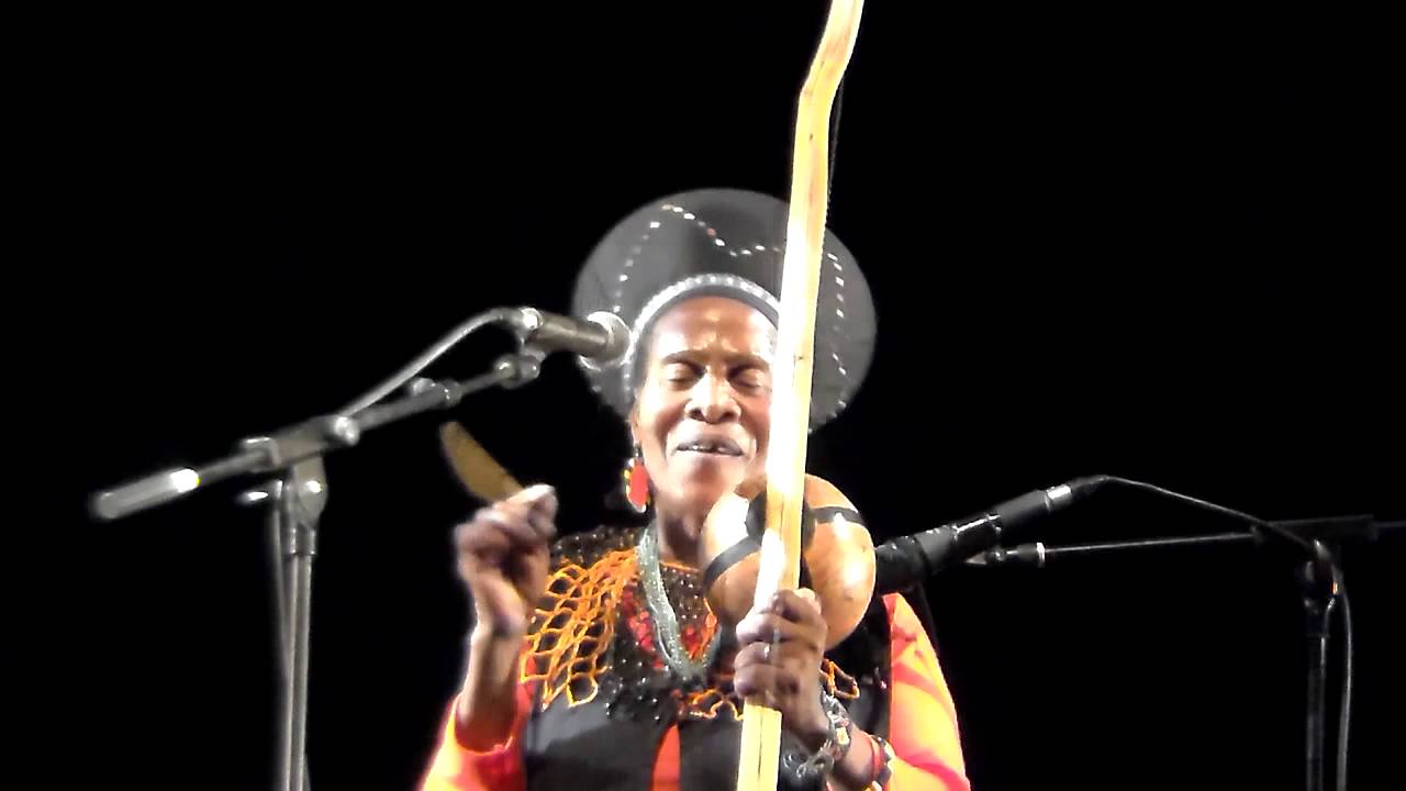 Umakhweyana - Bavikile Ngema