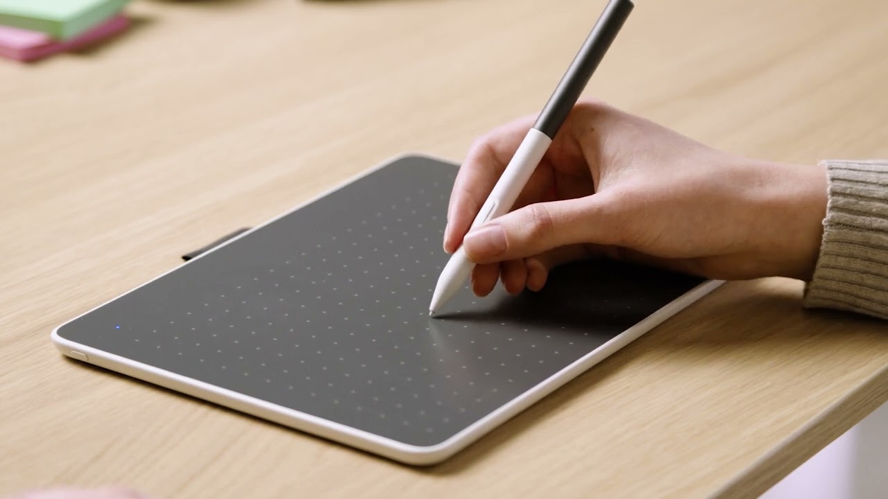 Установите графический планшет Wacom One на Chromebook.