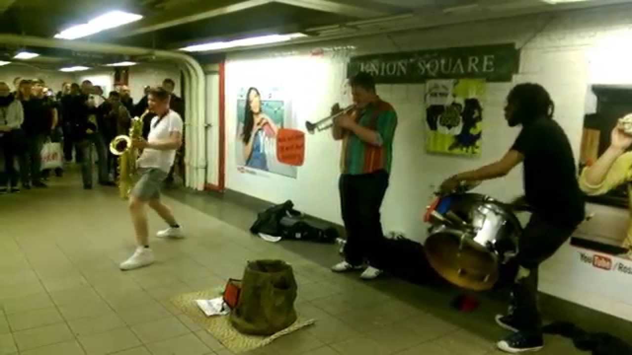 Too Many Zooz Subway New York