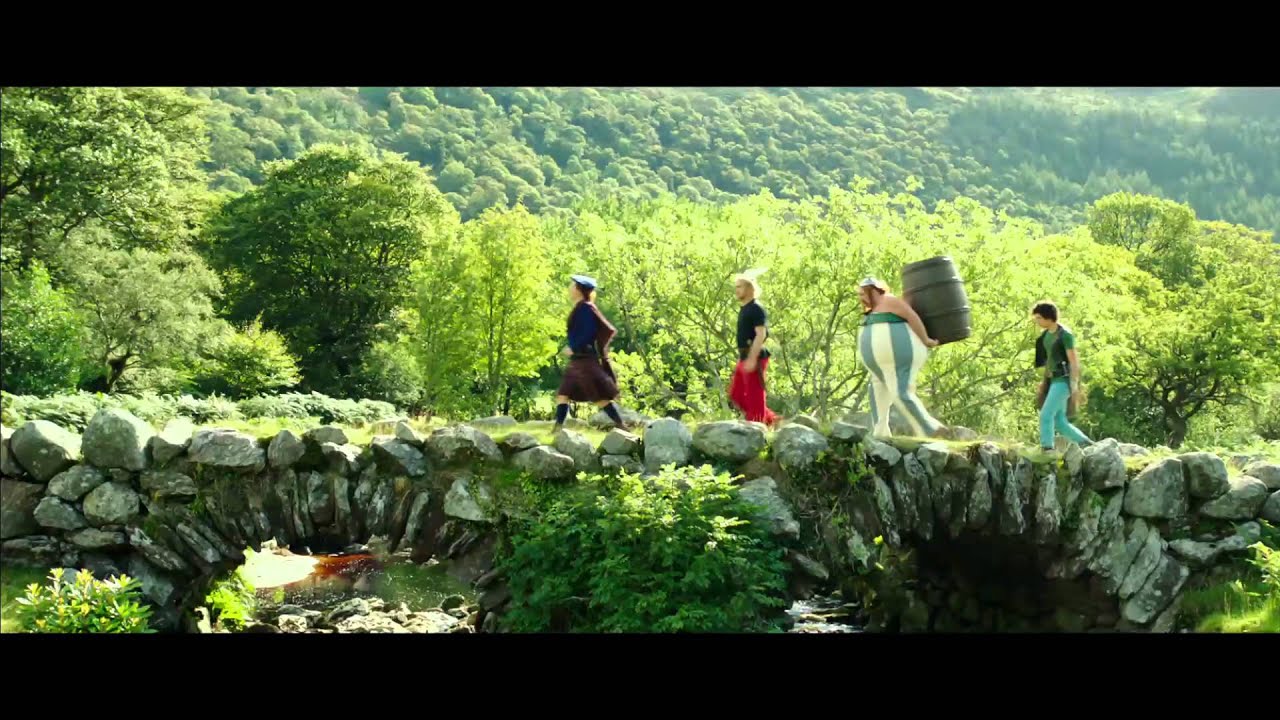 ASTERIX I OBELIX: W SŁUŻBIE JEJ KR&Oacute;LEWSKIEJ MOŚCI - trailer PL