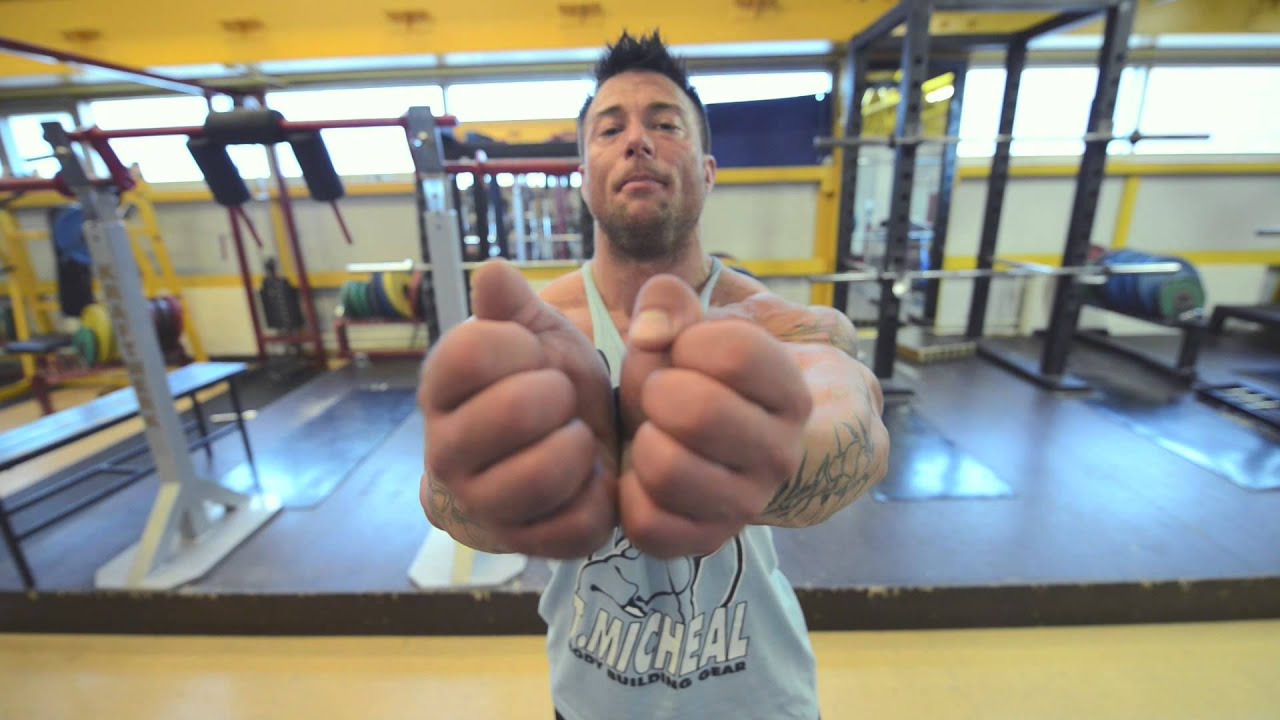 Team M&M Gymlog 28 - Pecs on fire!