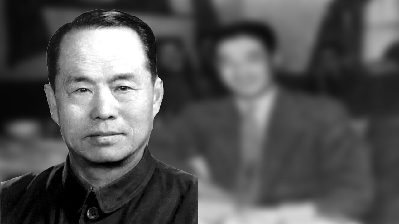 白穆，工于心计的反派演员，正直而倔强的”老头“，92岁去世。