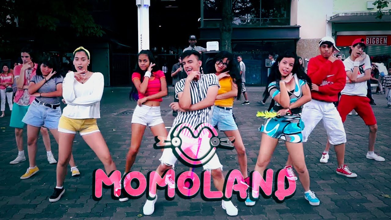 KPOP IN PUBLIC / MOMOLAND 모모랜드 - BAAM