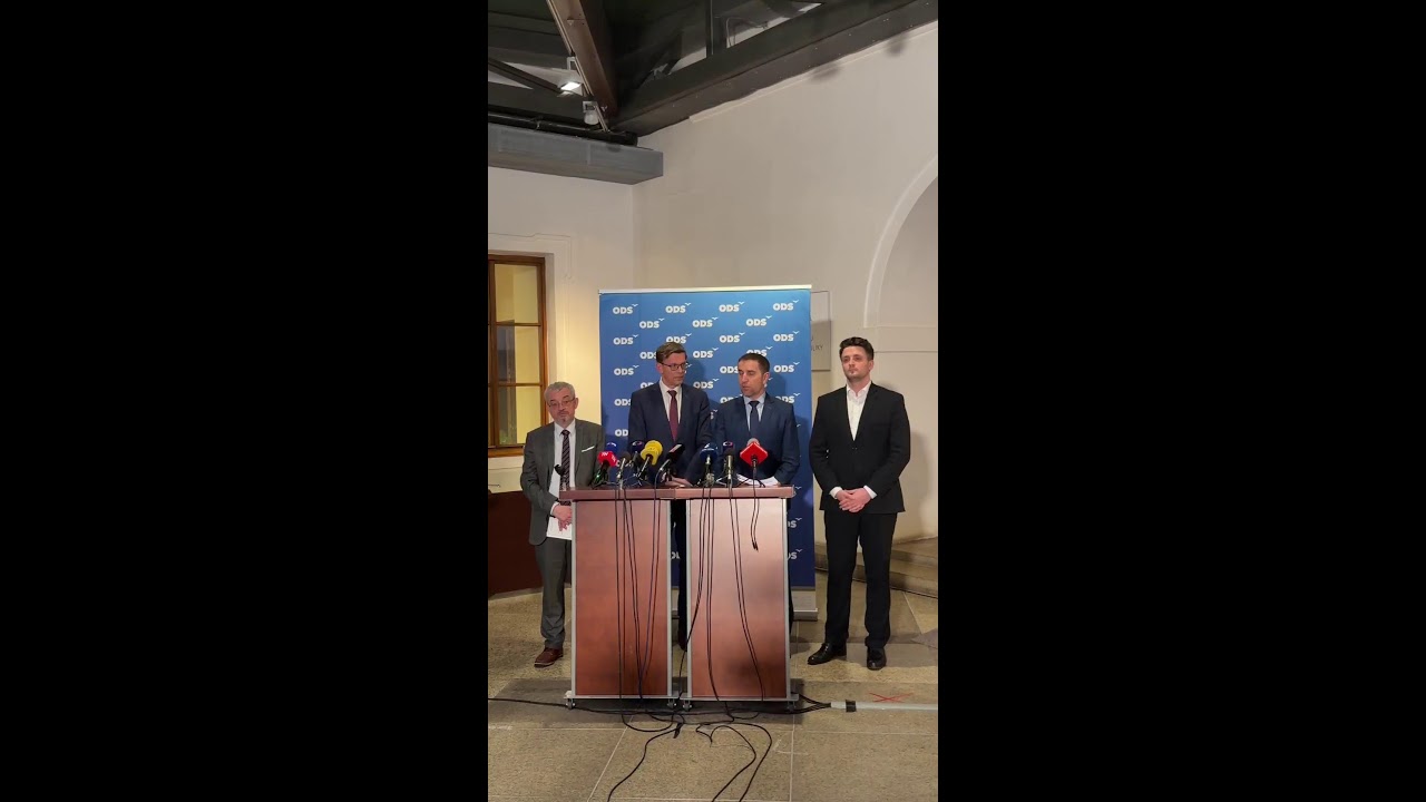 Sledujte tiskovou konferenci po jedn&aacute;n&iacute; Poslaneck&eacute; sněmovny k vyd&aacute;n&iacute; Andreje Babi&scaron;e a Tomia Okamury.