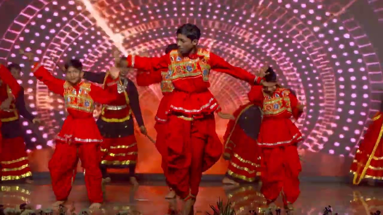 GARBA DANCE - 26th ANNUAL DAY-EXCEL MHSS, Thirumullaivoyal